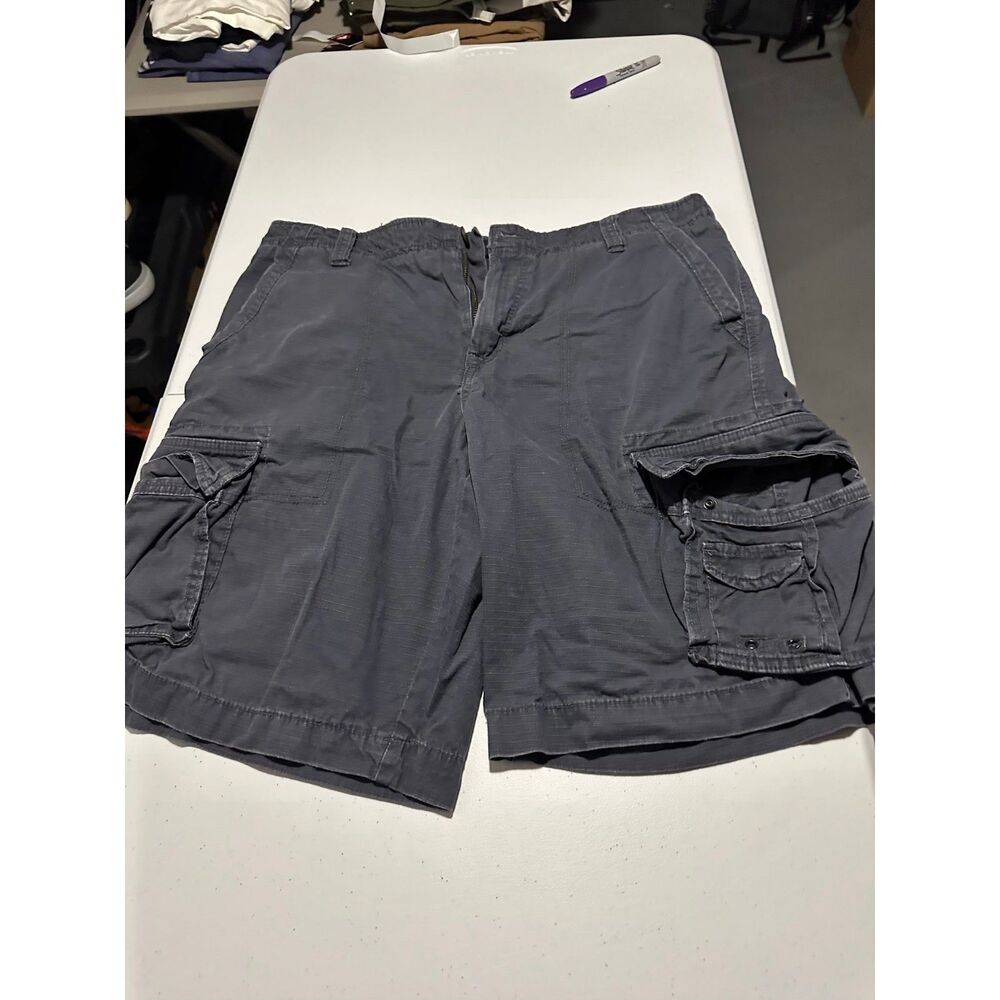 Aeropostale mens cargo shorts size 36 SKU 44